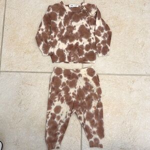 Super cute tie dye sweater jogger set size 18-24 months
